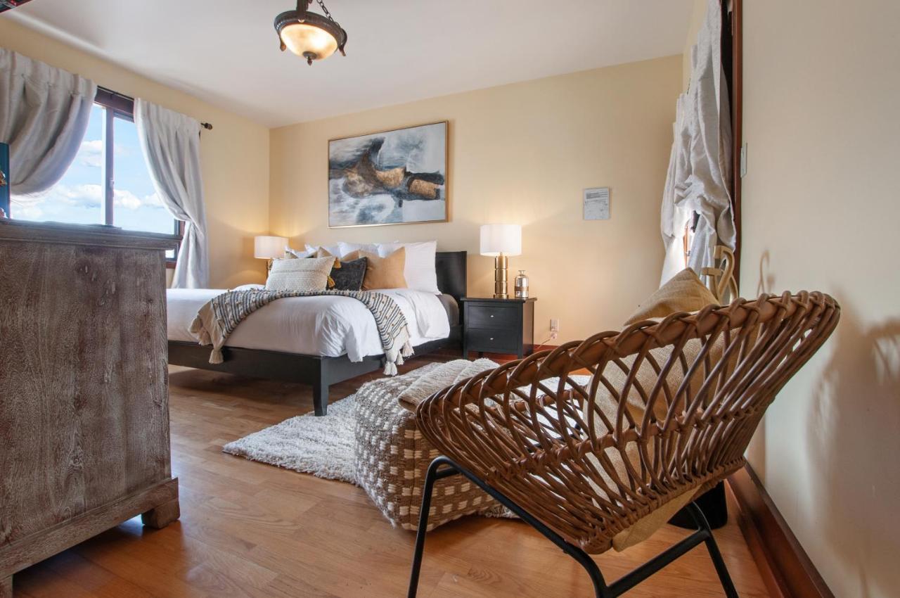Casa Grande Inn & Suites Penticton Esterno foto