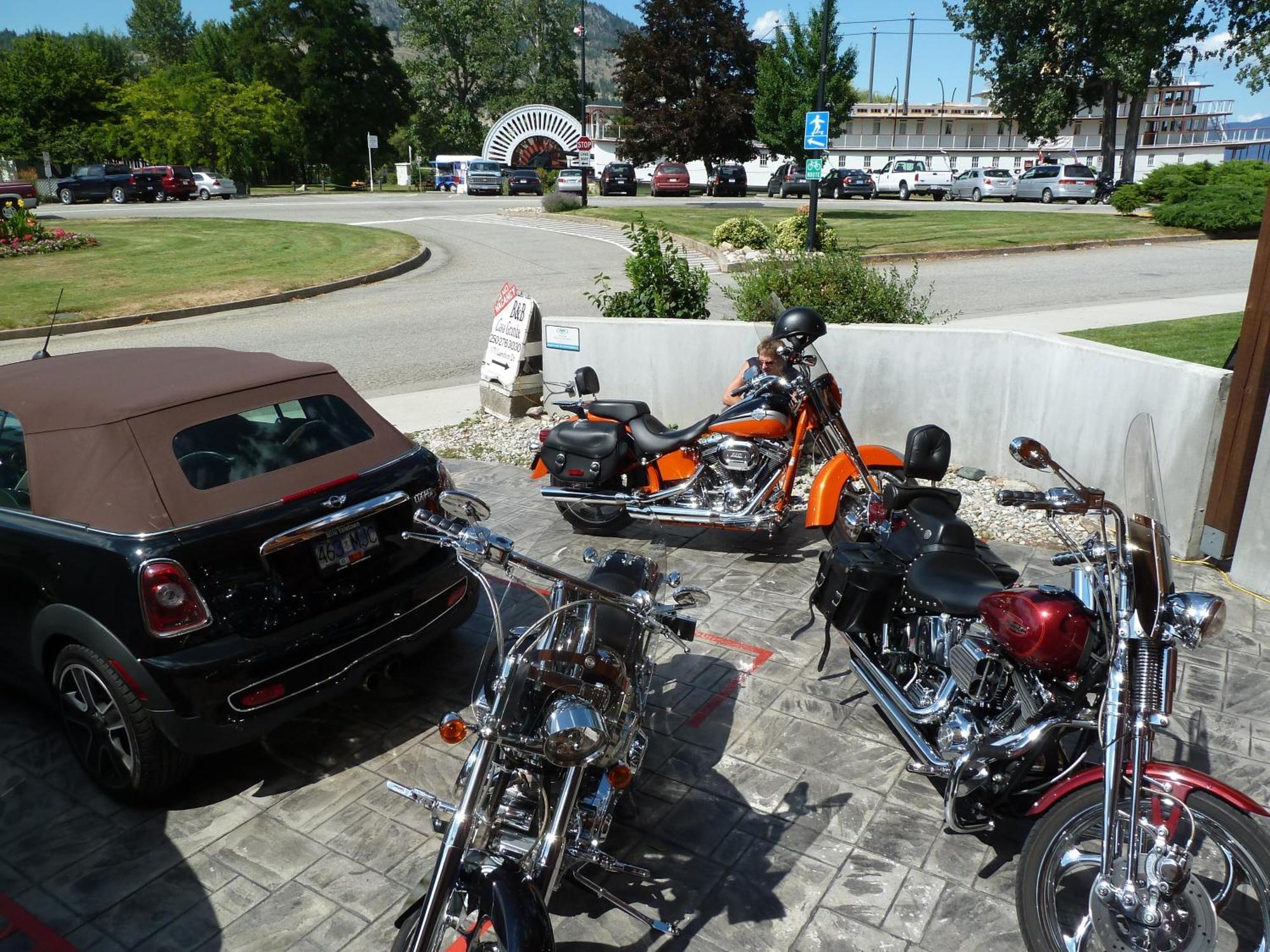 Casa Grande Inn & Suites Penticton Esterno foto